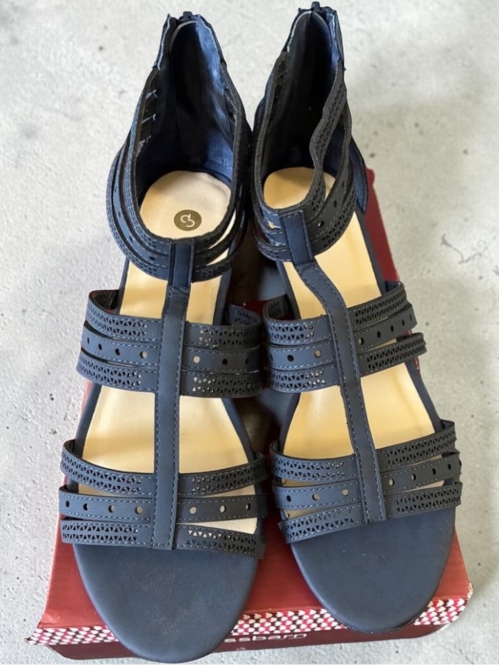 Dressbarn Liz Navy Blue Laser Cut Wedge Gladiator Sandals Womens 10 New